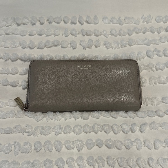 Kate Spade New York margaux leather continental wallet - Picture 3 of 8